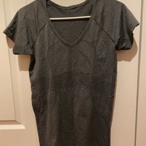 Lululemon Swiftly Tech Grey Tshirt